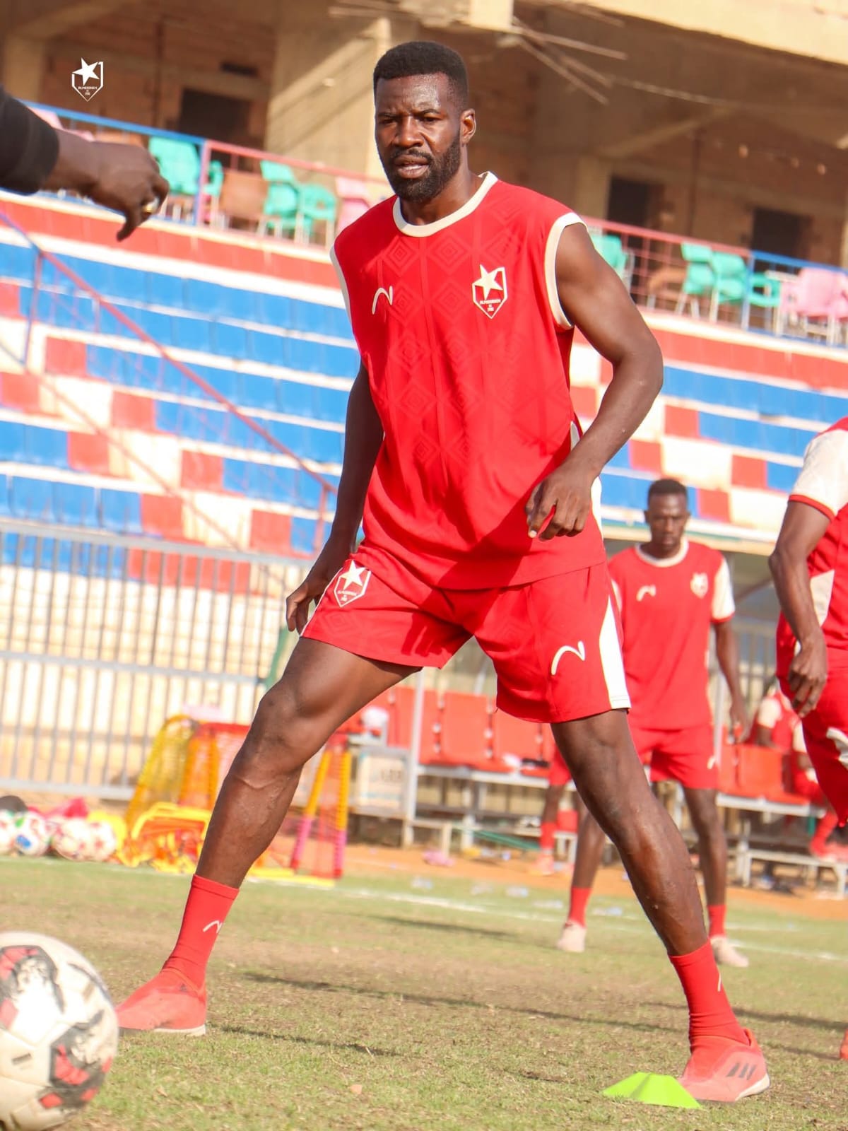 تشكيلة مثالية للأحمر بالدامر