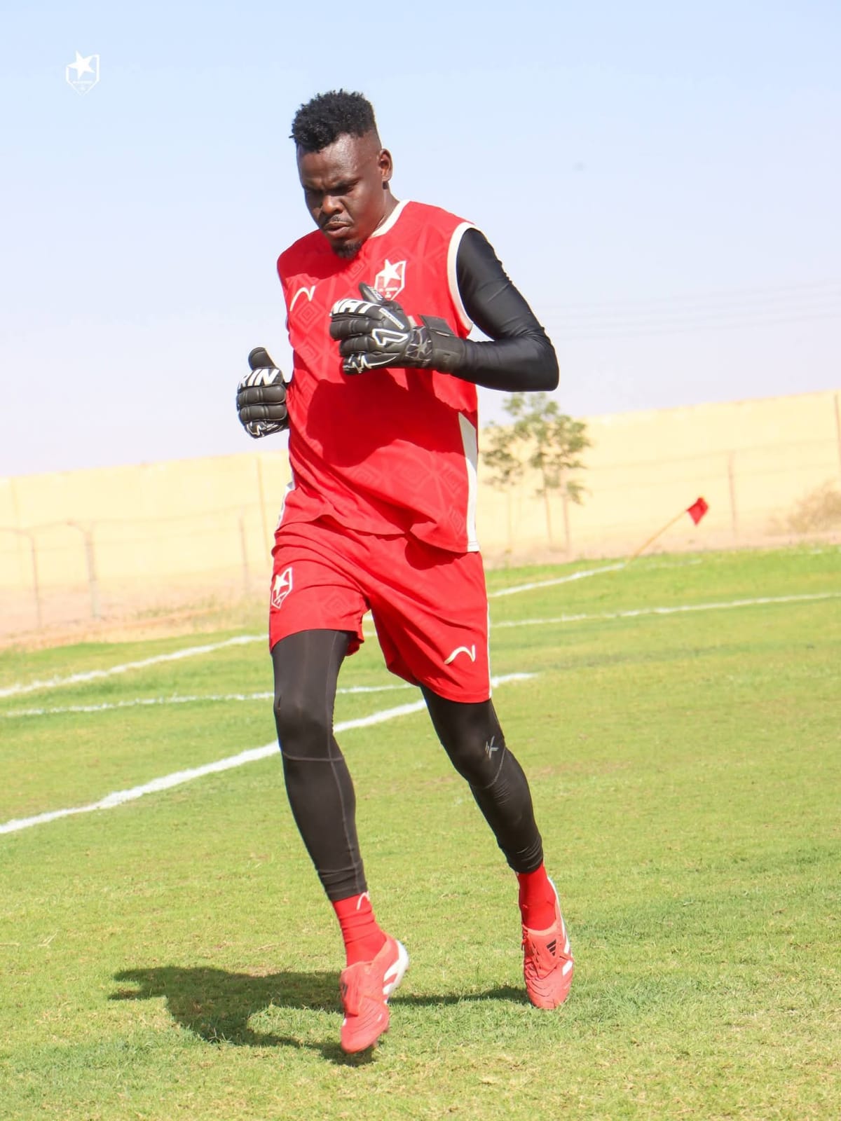 مدرب حراس الزعيم يتمناها حمراء، ويقول: أبوجا مافيهو كلام 2 مدرب حراس الزعيم يتمناها حمراء، ويقول: أبوجا مافيهو كلام