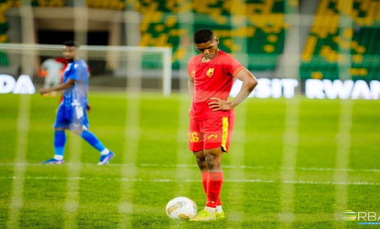 مواقع أفريقية: تفوّق أحمر وغرور أزرق.. المريخ يلقّن الهلال درسًا