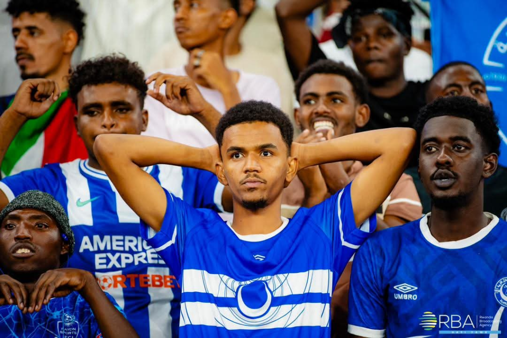 مواقع أفريقية: تفوّق أحمر وغرور أزرق.. المريخ يلقّن الهلال درسًا 4 image 117