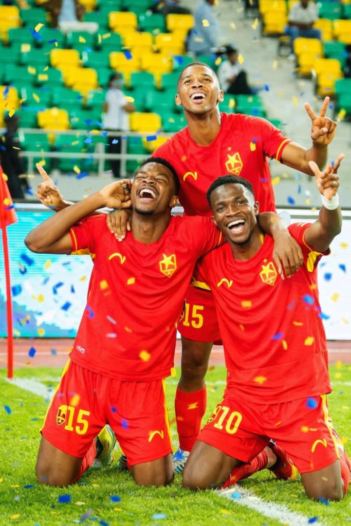 مواقع أفريقية: تفوّق أحمر وغرور أزرق.. المريخ يلقّن الهلال درسًا 5 image 118