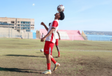 المايسترو يقود تشكيلة المريخ أمام هلال كريمة 23 الصفوة هيدر 12