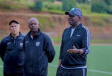 الجنرال يحفّز الجيش لإسقاط الهلال