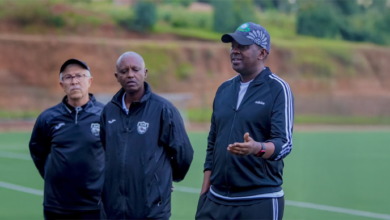 الجنرال يحفّز الجيش لإسقاط الهلال