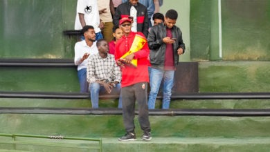 عشاق الأحمر الوهاج يؤازرون الزعيم بالقمة