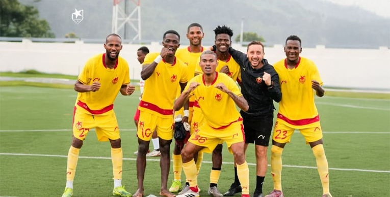 المايسترو يهنئ مرموش: محظوظون لأنك مدربنا