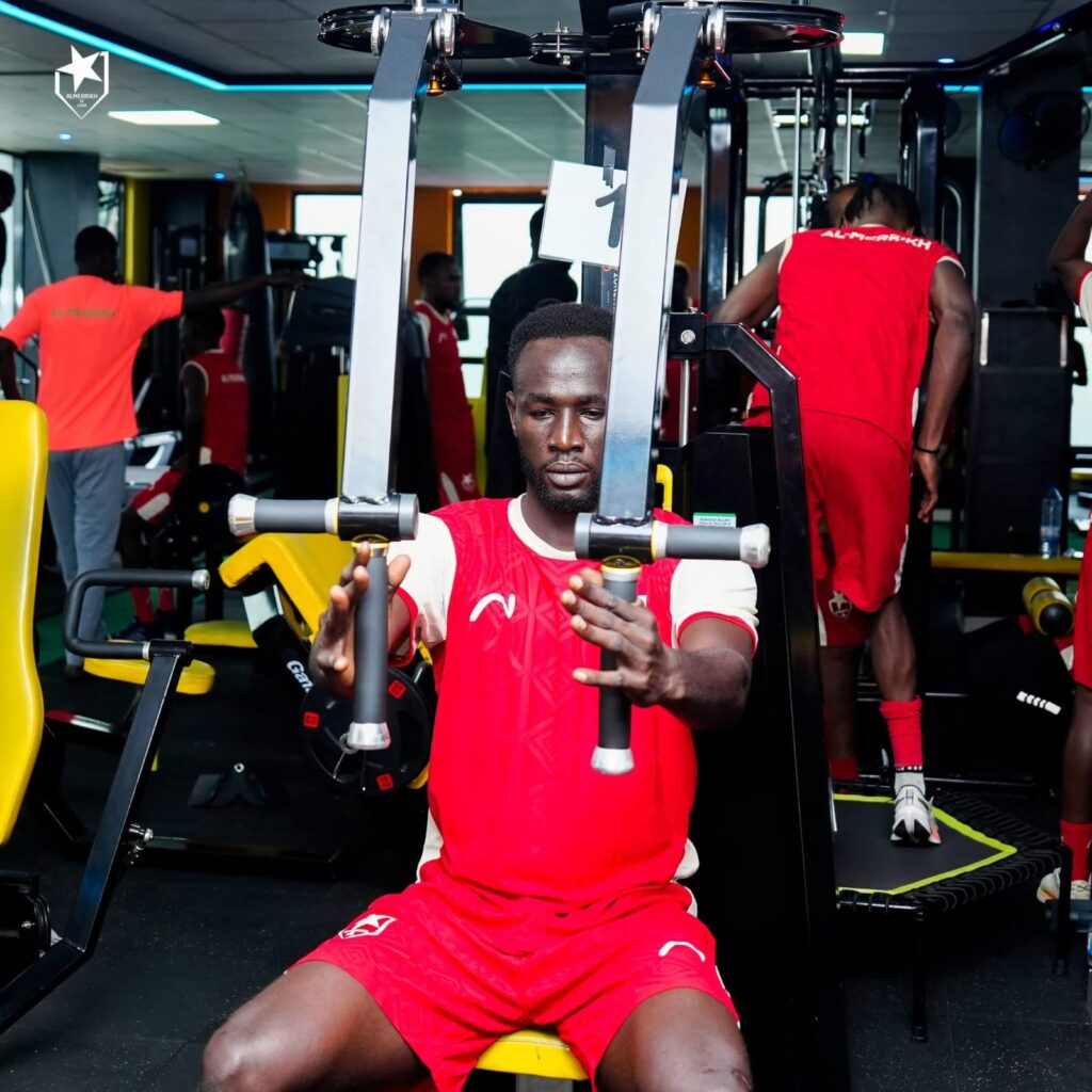 المريخ يجري تدريبات الصالة ويودّع الدوليين 5 IMG 20260326 WA0009