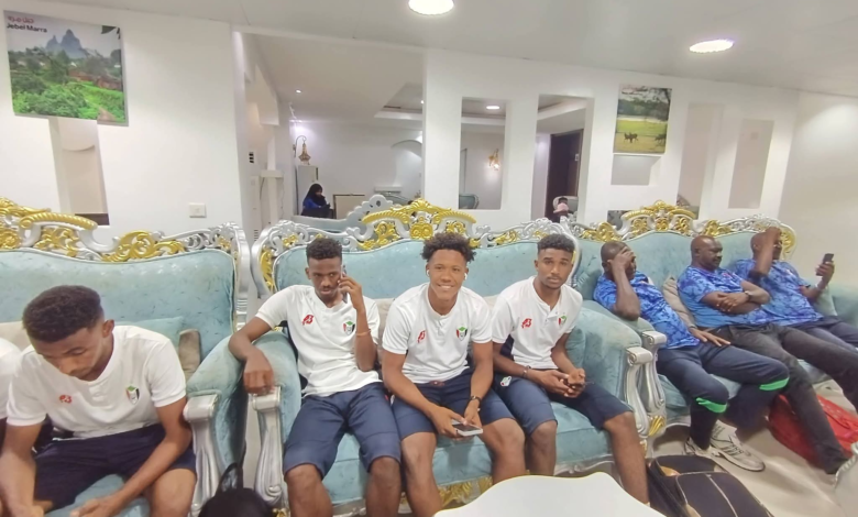 بعثة صقور الجديان تغادر لجدة برئاسة عبد الرحمن خالد 6 image 189