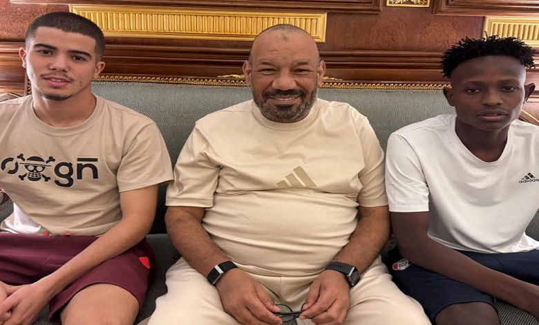 القنصل حازم مصطفى يدعم الأهلي والمنتخب في جدة 1 image 195