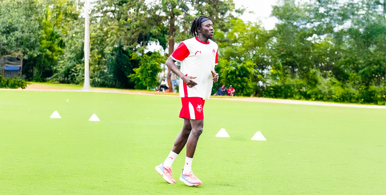 طبنجة يعود للتدريبات ويقترب من الظهور أمام روتسيرو