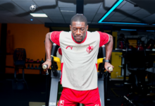 مبيمبا يدعم كوليبالي: أتمنى لك الشفاء العاجل