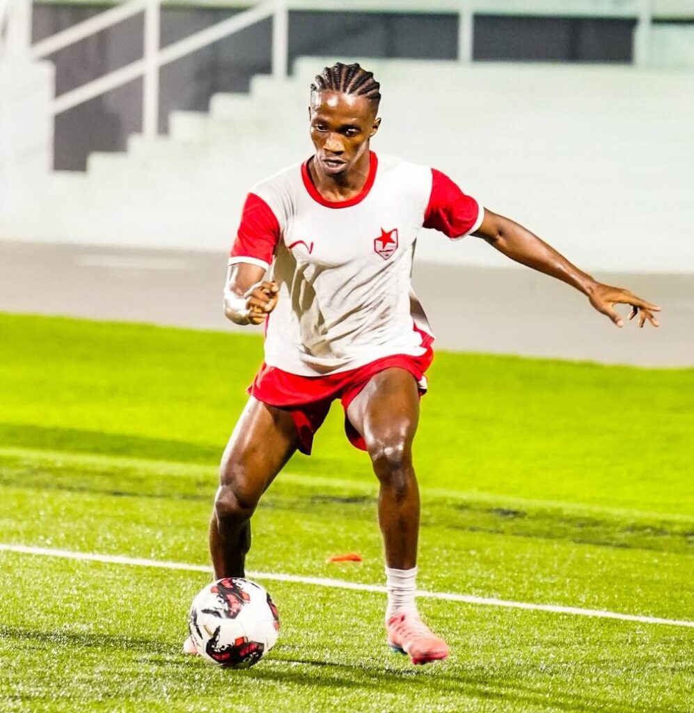 "نيولوك" بانغورا يخطف الأنظار في تقسيمة المريخ 2 IMG 20260411 WA0007